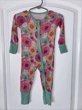 Bamboo Floral onesie romper sleeper Pajamas  3-6 months